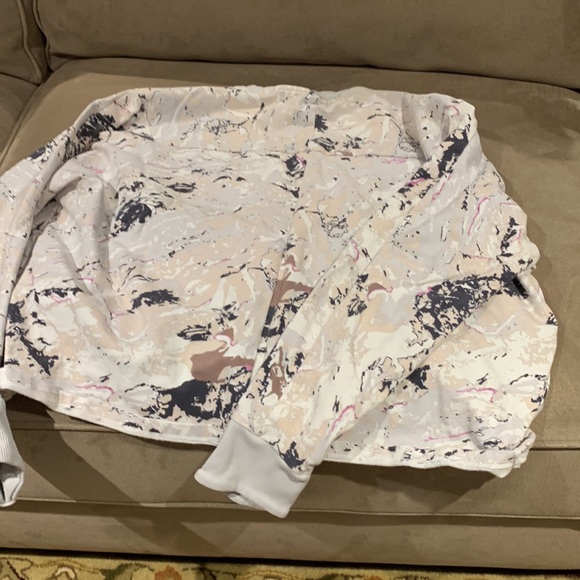 Gymshark sweatshirt - Picture 4 of 4